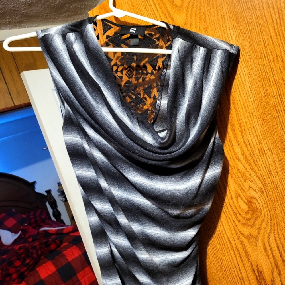 Juniors dress Shirt